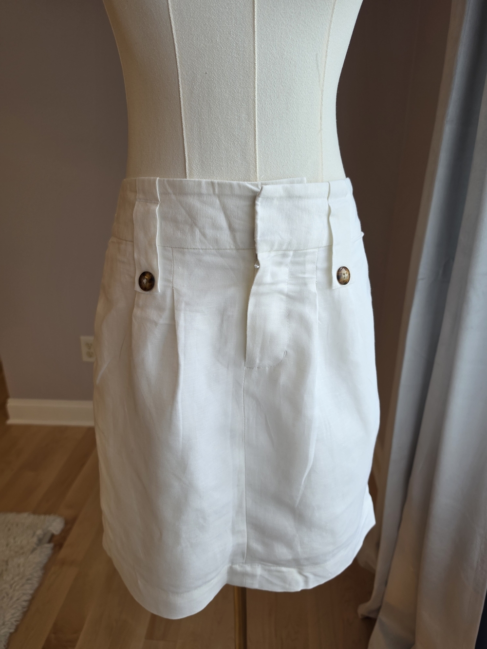 Banana Republic White Mini Skirt with Button Accents